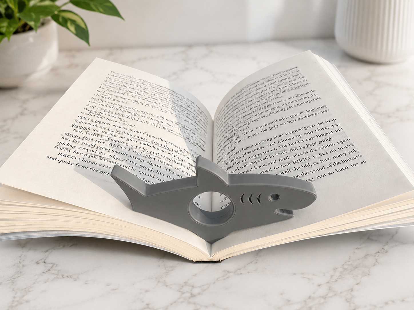Page holder requin imprimé en 3D, support de lecture au pouce original et amusant, léger et compact, fabriqué au Québec