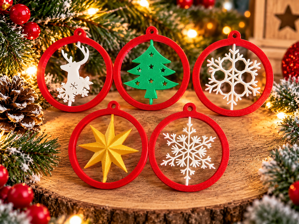Lot de 5 ornements de Noël tournants imprimés en 3D au Québec, motifs renne, sapin, flocon et étoile
