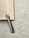 Marque-page Chat curieux imprimé en 3D, design original chat avec pattes accrochées et queue recourbée, cadeau booklover amoureux des félins fabriqué au Québec, Krystall Kreations