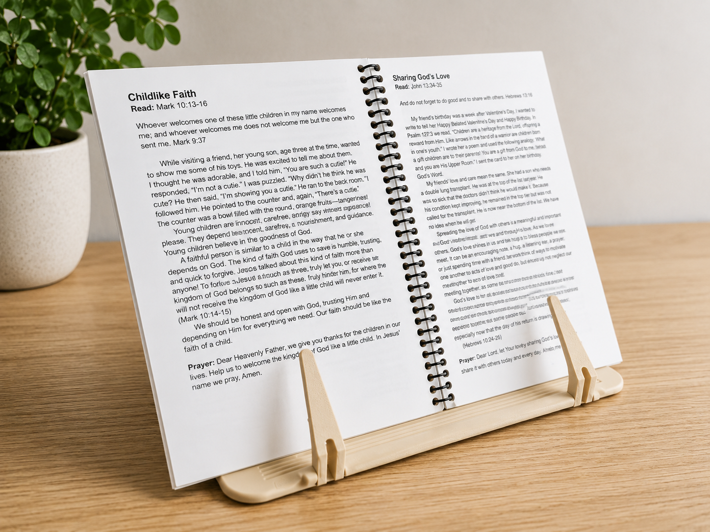 Support de lecture ajustable pliable imprimé en 3D, mains libres, compatible romans, mangas et livres de recettes, fabriqué au Québec